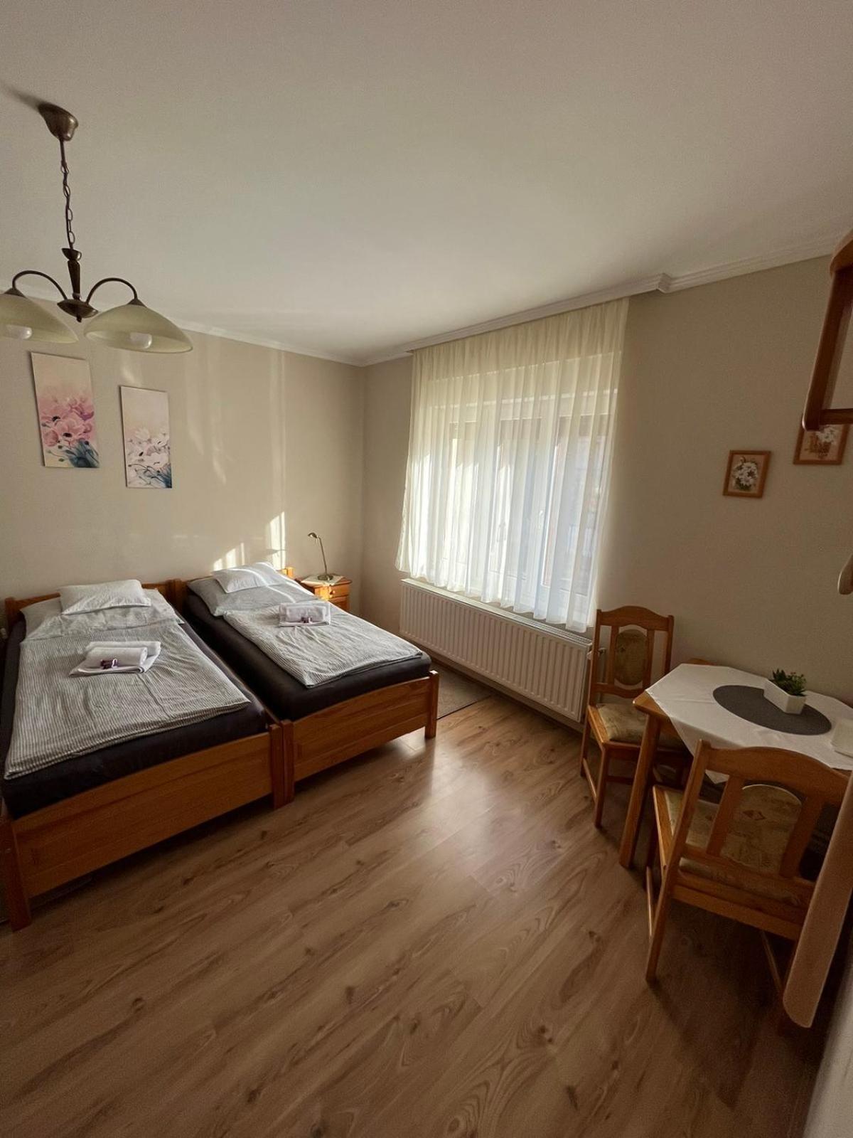 Eckhardt Vendégház Villány Extérieur photo